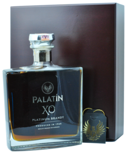 Palatín XO Platinum Brandy 40% 0,7L